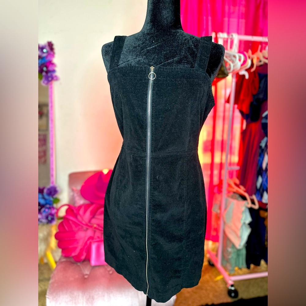 Women’s rue 21 black corduroy mini dress